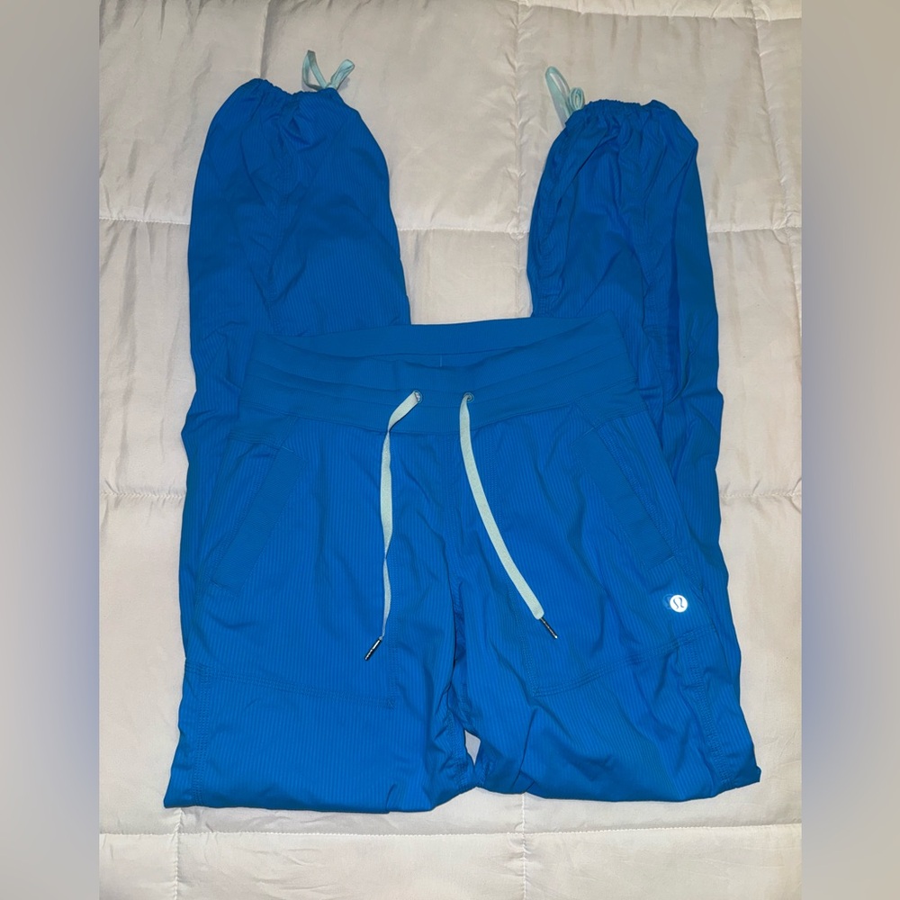 RARE Lululemon Studio Pant II *No Liner
Beach Blanket Blue unlined unicorn - Picture 7 of 14